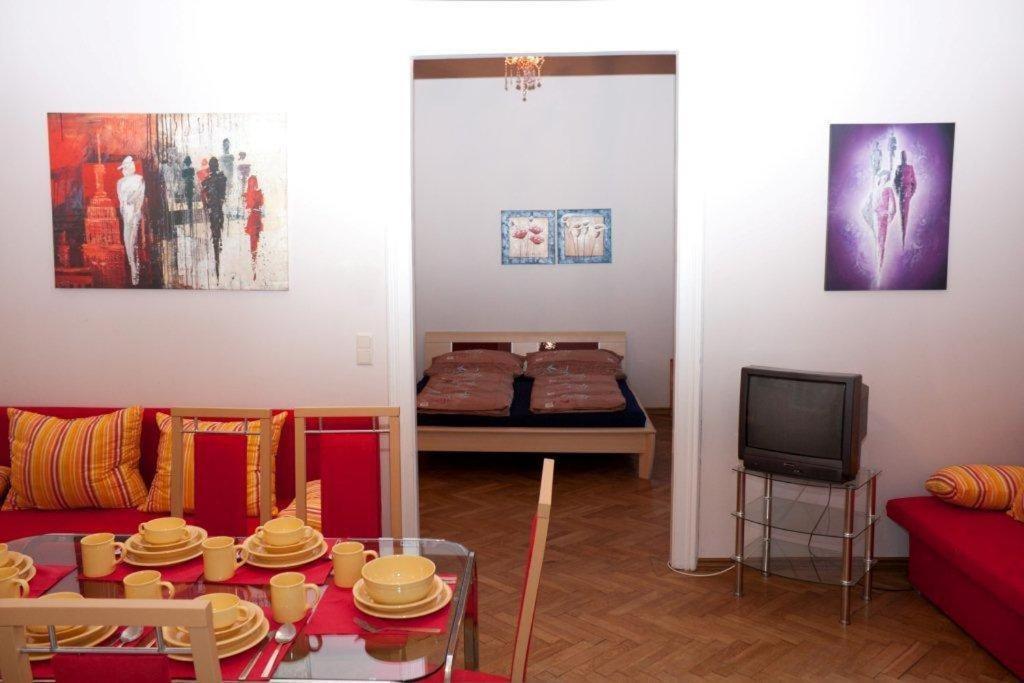 Raisa Apartments Fuenkhgasse Pressbaum Εξωτερικό φωτογραφία