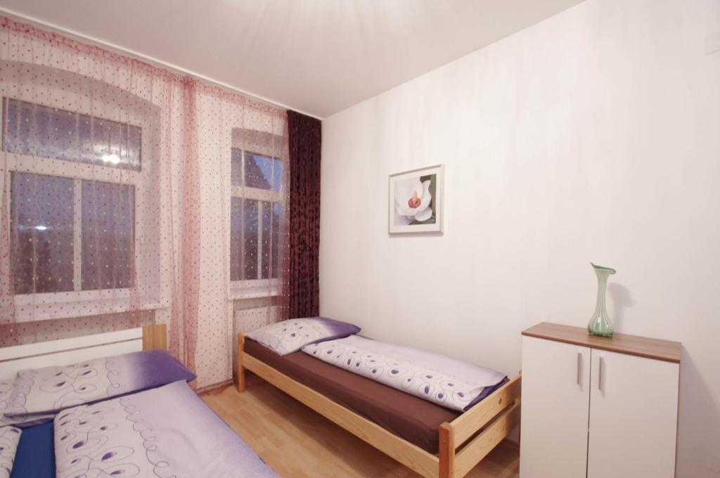 Raisa Apartments Fuenkhgasse Pressbaum Δωμάτιο φωτογραφία